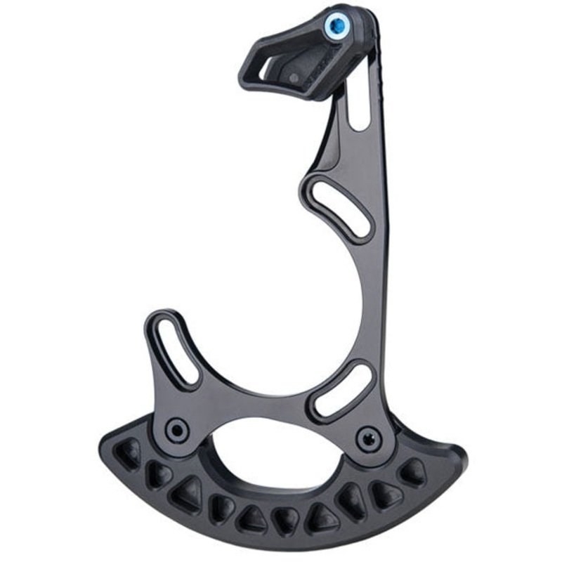 absoluteBLACK Oval Chainguide plus Bashguard – ISCG-05 Mount 26-34t Oval BLK